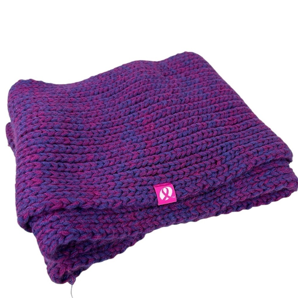 Canadian Breast Cancer Foundation Go Pink Vibrant Knit Scarf in Pink and Purple